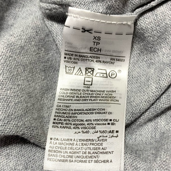 Old Navy Bundle of 2 Gray and White Cardigan Size XS - Picture 7 of 15